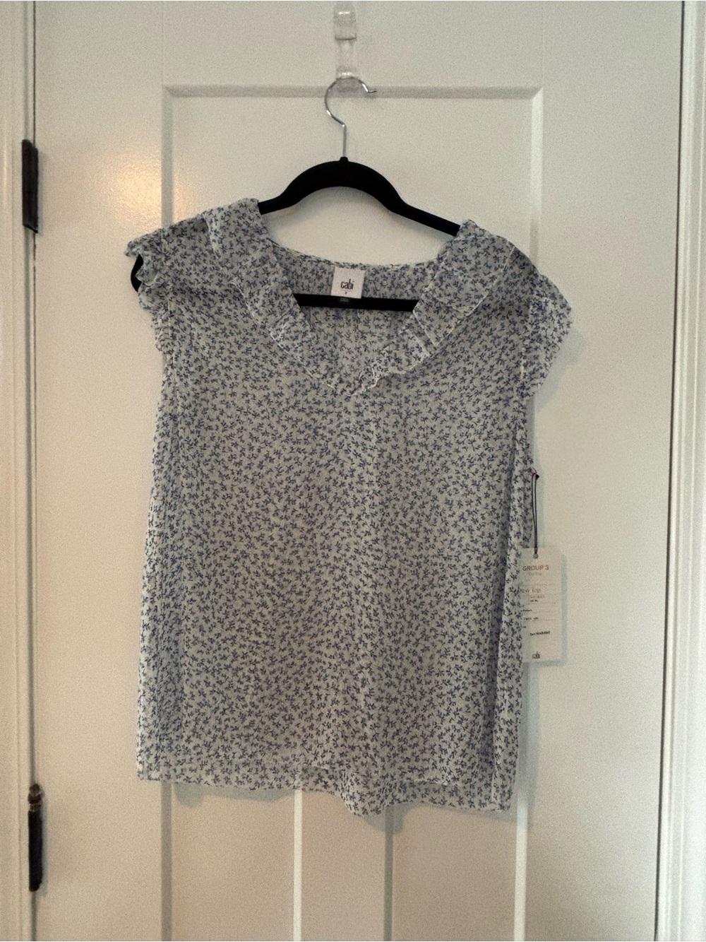 Blue cabi Ditsy Floral Ruffle Cap-Sleeve Top 6892